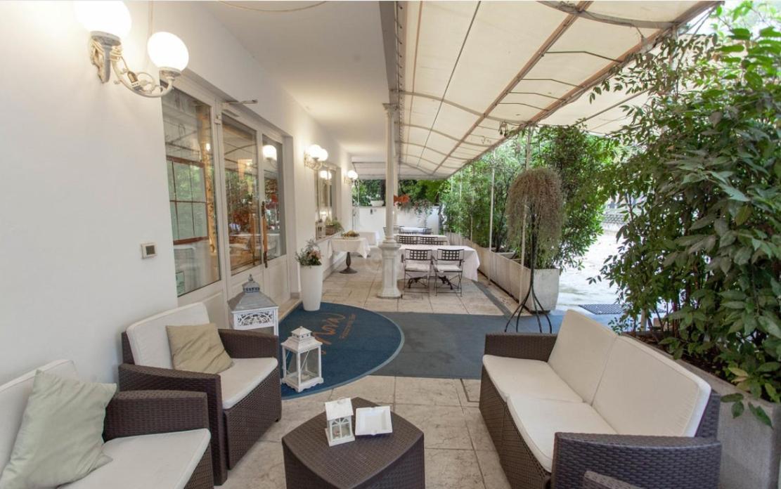 Hotel Ristorante Ca' Nova Venice Exterior photo